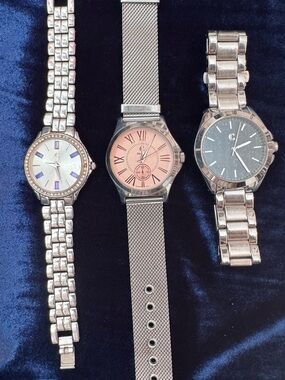 CHARMING CHARLIE fashion watches 🌸